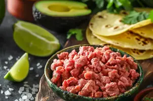 Tacos d'agneau épicé aux saveurs mexicaines et avocat frais